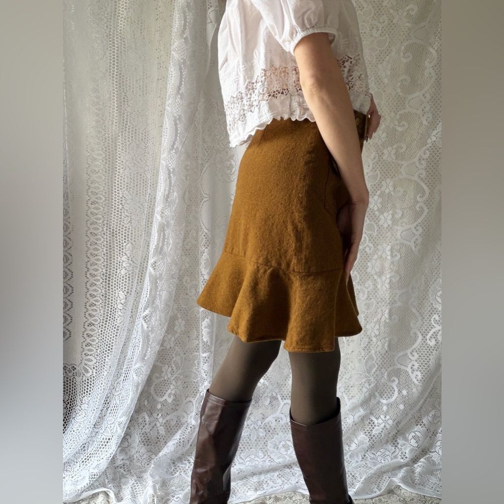 Vintage Inspired Mustard Wool Cargo Mini Skirt Buckle Flounce Hem - Picture 4 of 12